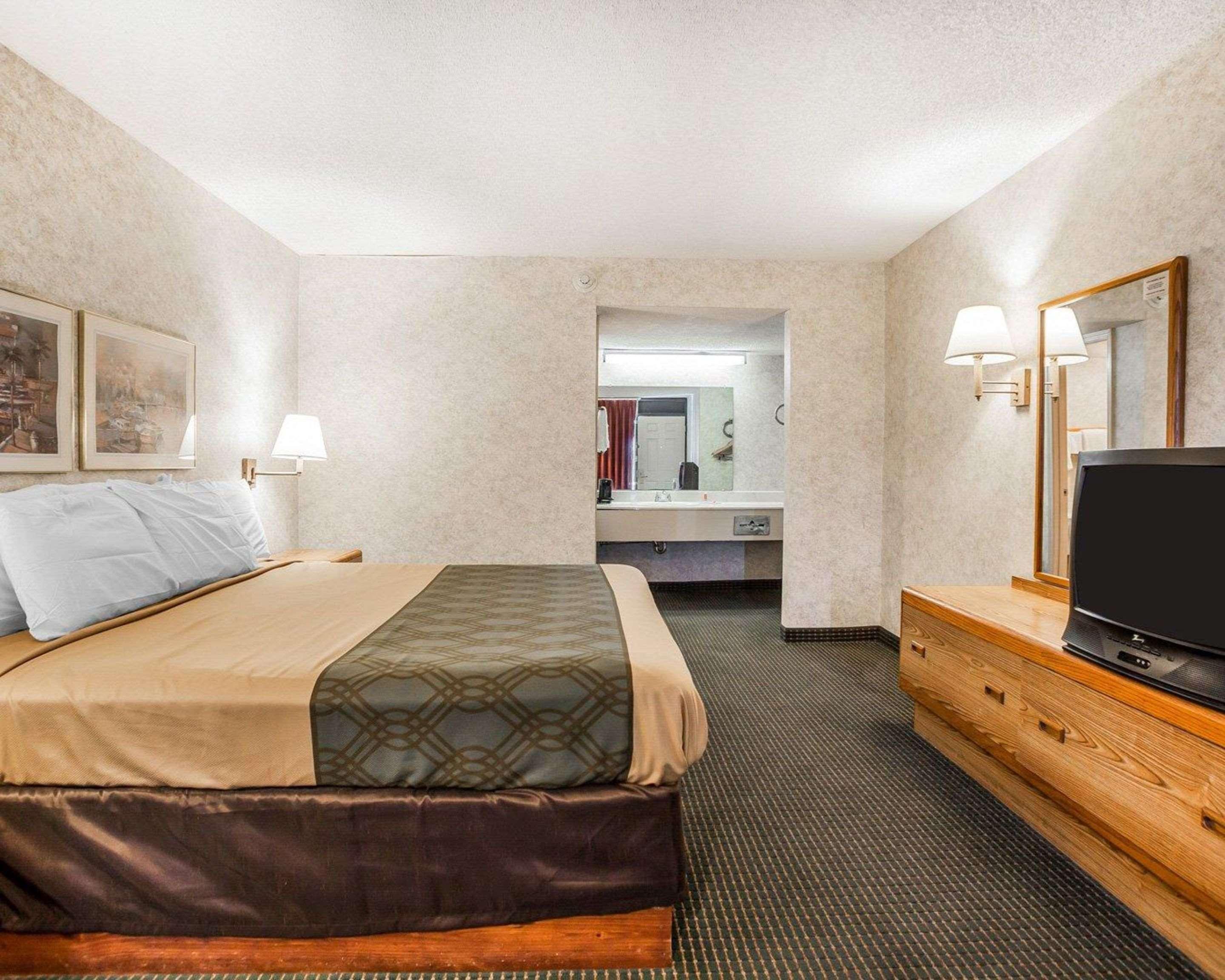 Econo Lodge Jefferson City Extérieur photo